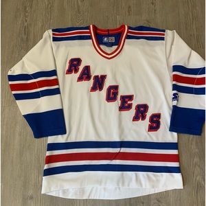 New York Ranges Starter Eastern Conference Hockey Jersey Men’s Large